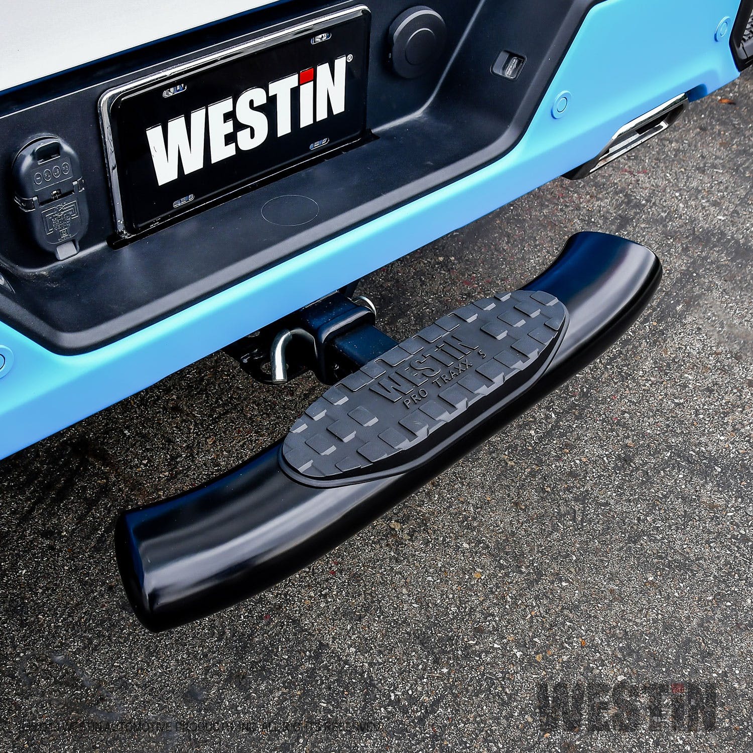 Westin Automotive 21-50015 Pro Traxx 5 Hitch Step Black