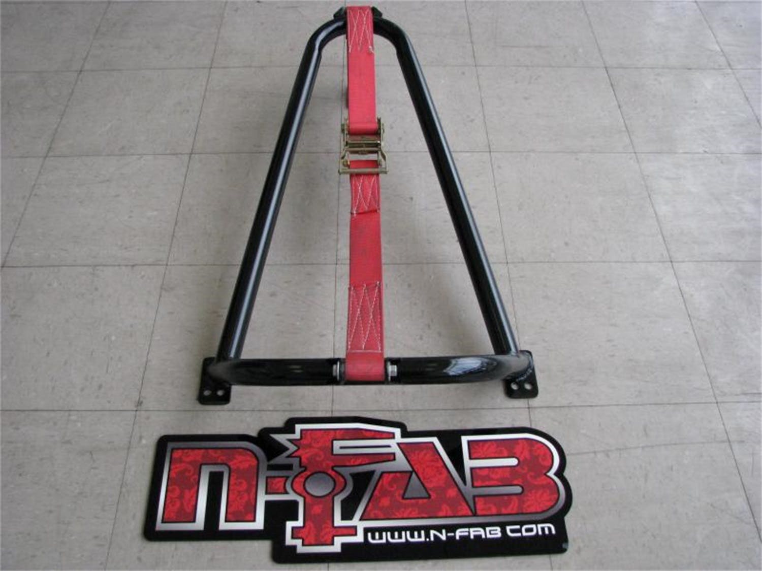 N-FAB BM1TCBK Bed Mounted Tire Carrier, Gloss Black
