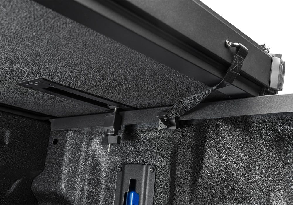 Extang 88961 Solid Fold ALX Tonneau Cover