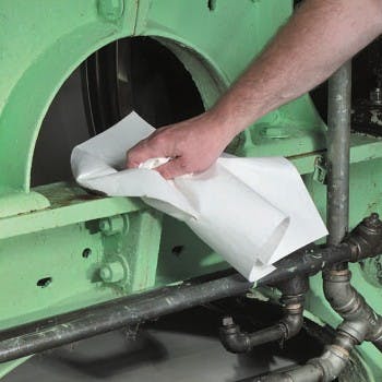 New Pig Corporation MAT423 PIG Oil-Only Light-Weight Absorbent Mat Pad 200/bag