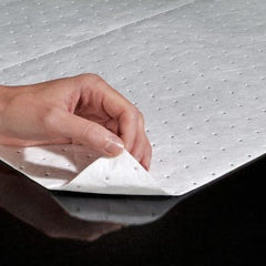 New Pig Corporation MAT423 PIG Oil-Only Light-Weight Absorbent Mat Pad 200/bag