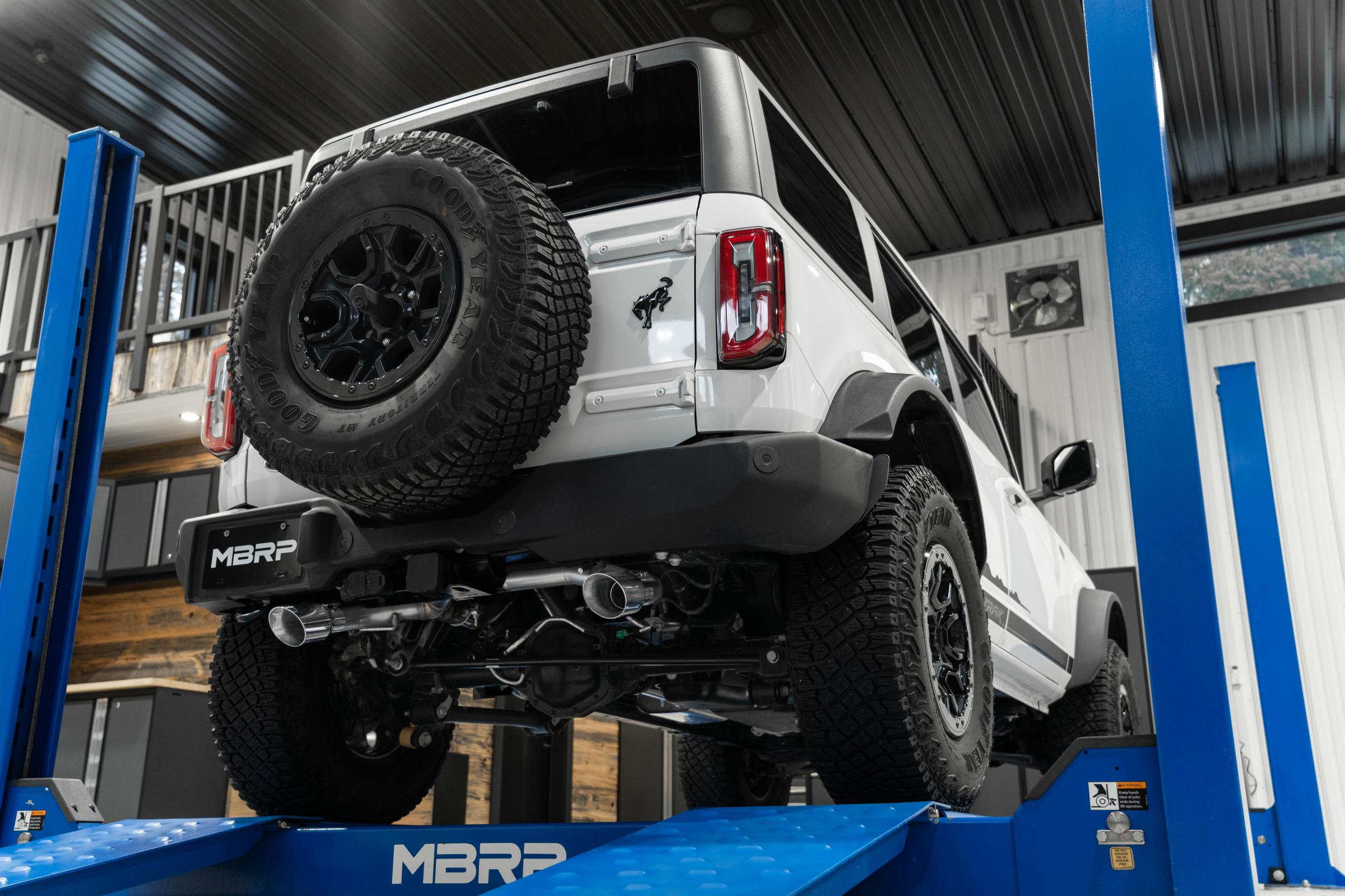 MBRP Exhaust 21-23 Ford Bronco 2.3L/2.7L EcoBoost 2/4-Door Aluminized Steel 3 Inch Cat-Back Dual Split Rear MBRP S5241AL