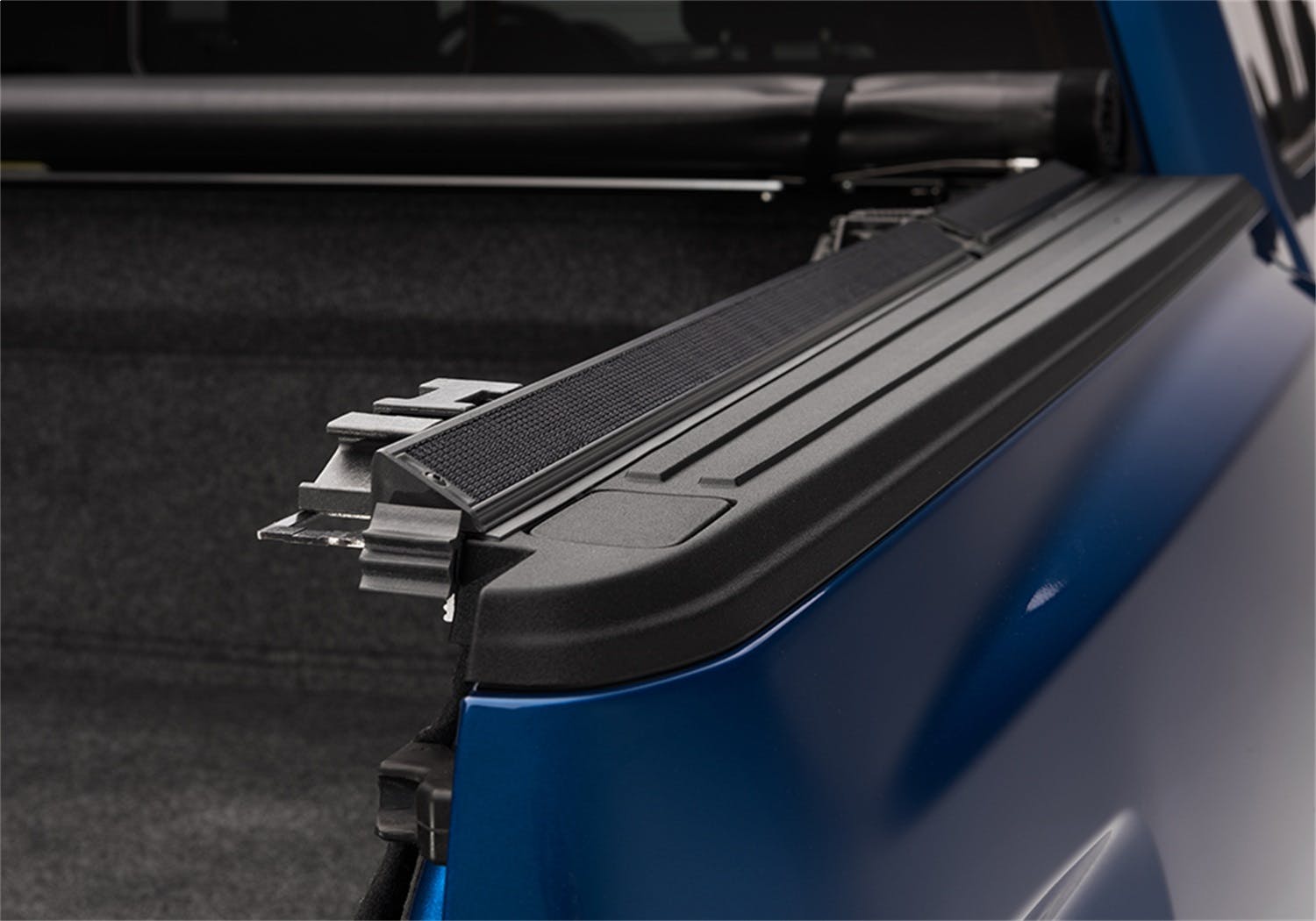 TruXedo 731001 TruXedo Deuce Tonneau Cover