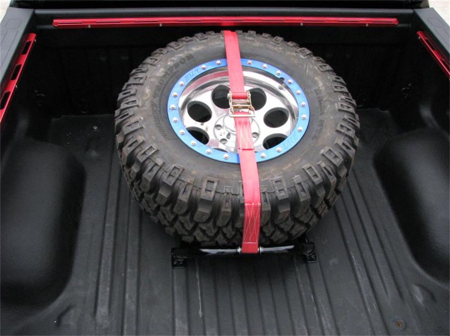 N-FAB BM1TCRD Bed Mounted Tire Carrier, Gloss Black