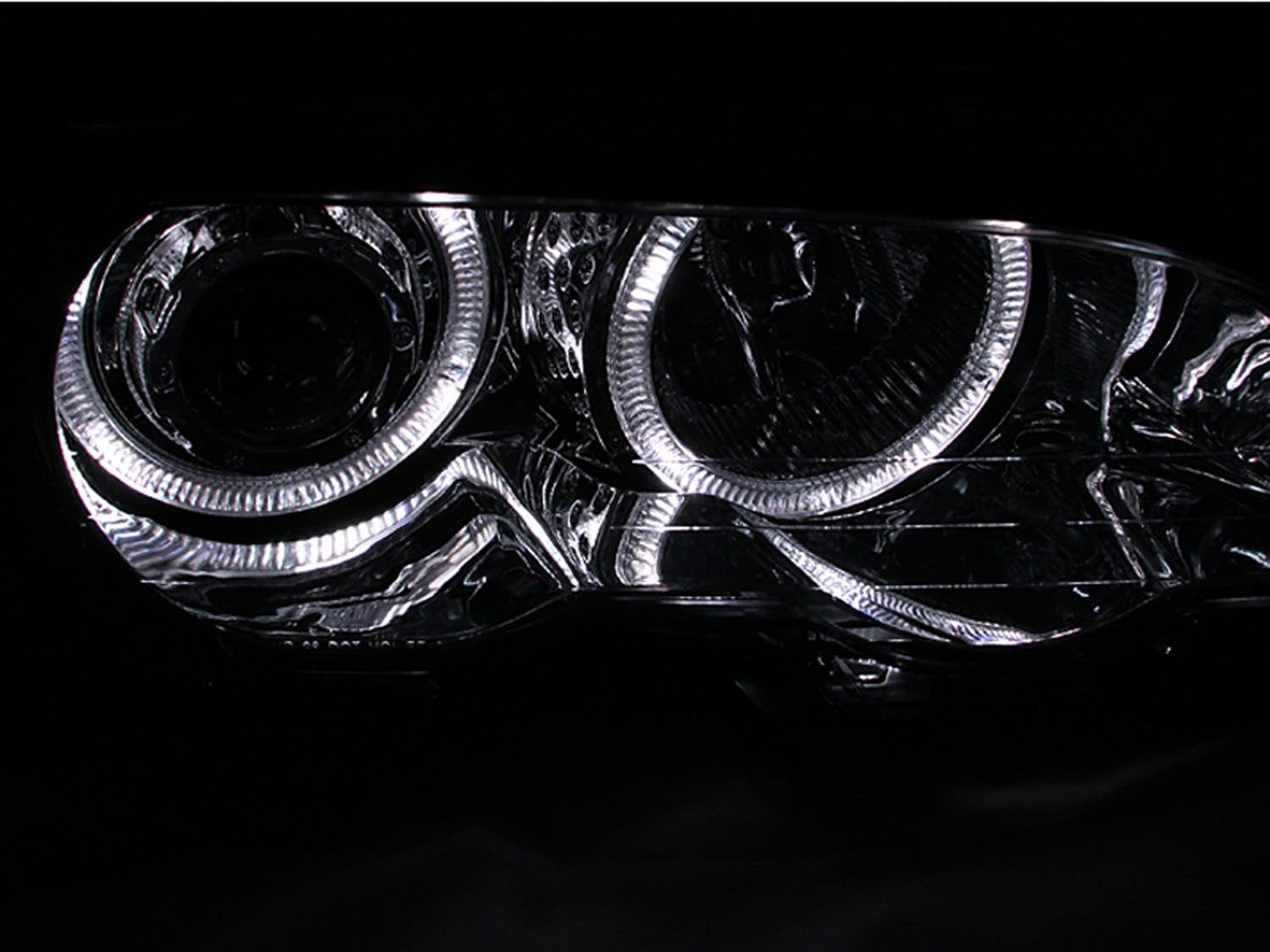 AnzoUSA 121268 Projector Headlights with Halo Chrome