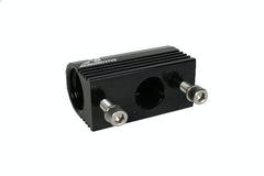 Aeromotive Fuel System 15115 2005-2006 Ford 4.6L Fuel Rail Pressure Sensor Adapter Log (-08 AN inlet /outlet)