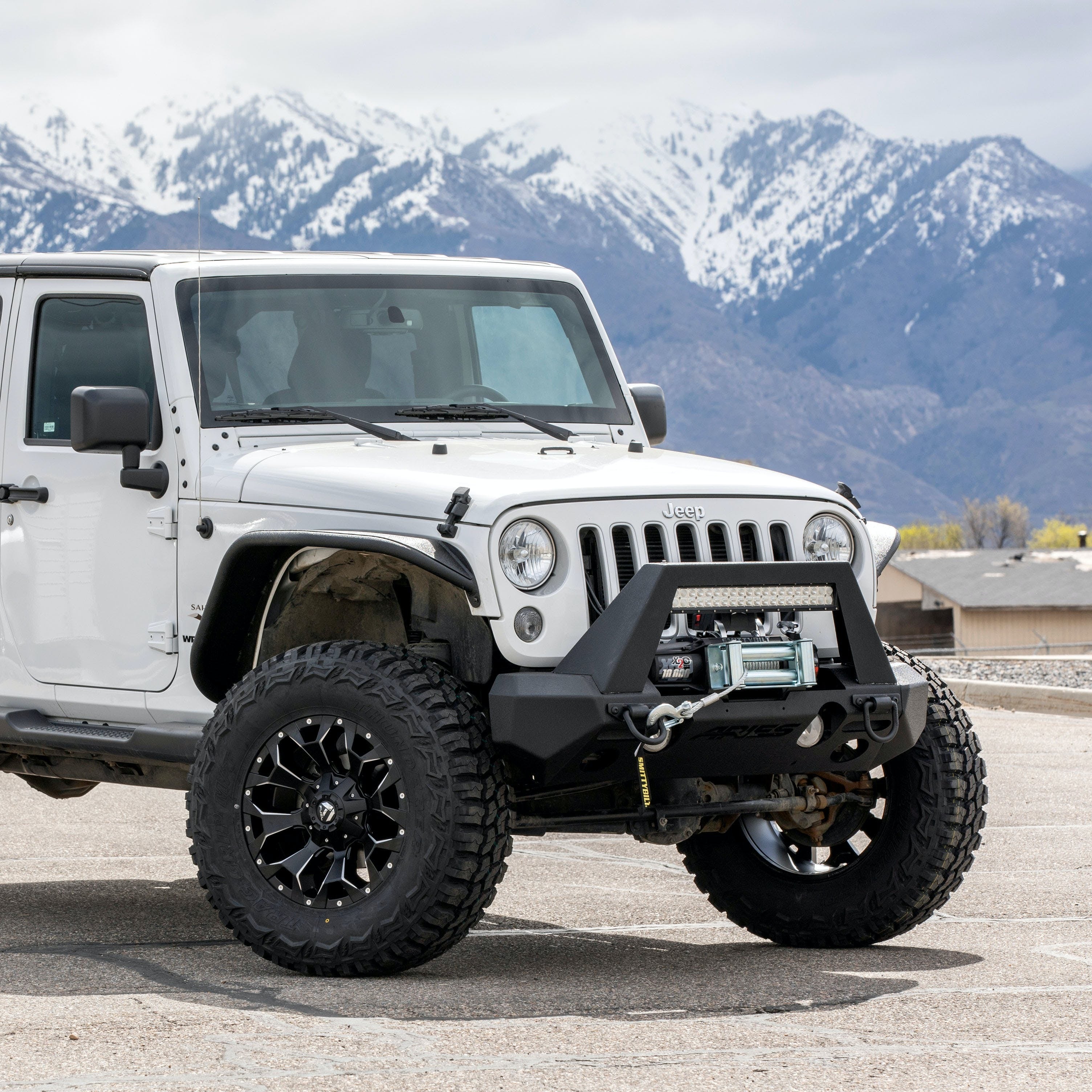 ARIES 2082051 TrailChaser Jeep Wrangler JK Steel Front Bumper (Option 2)