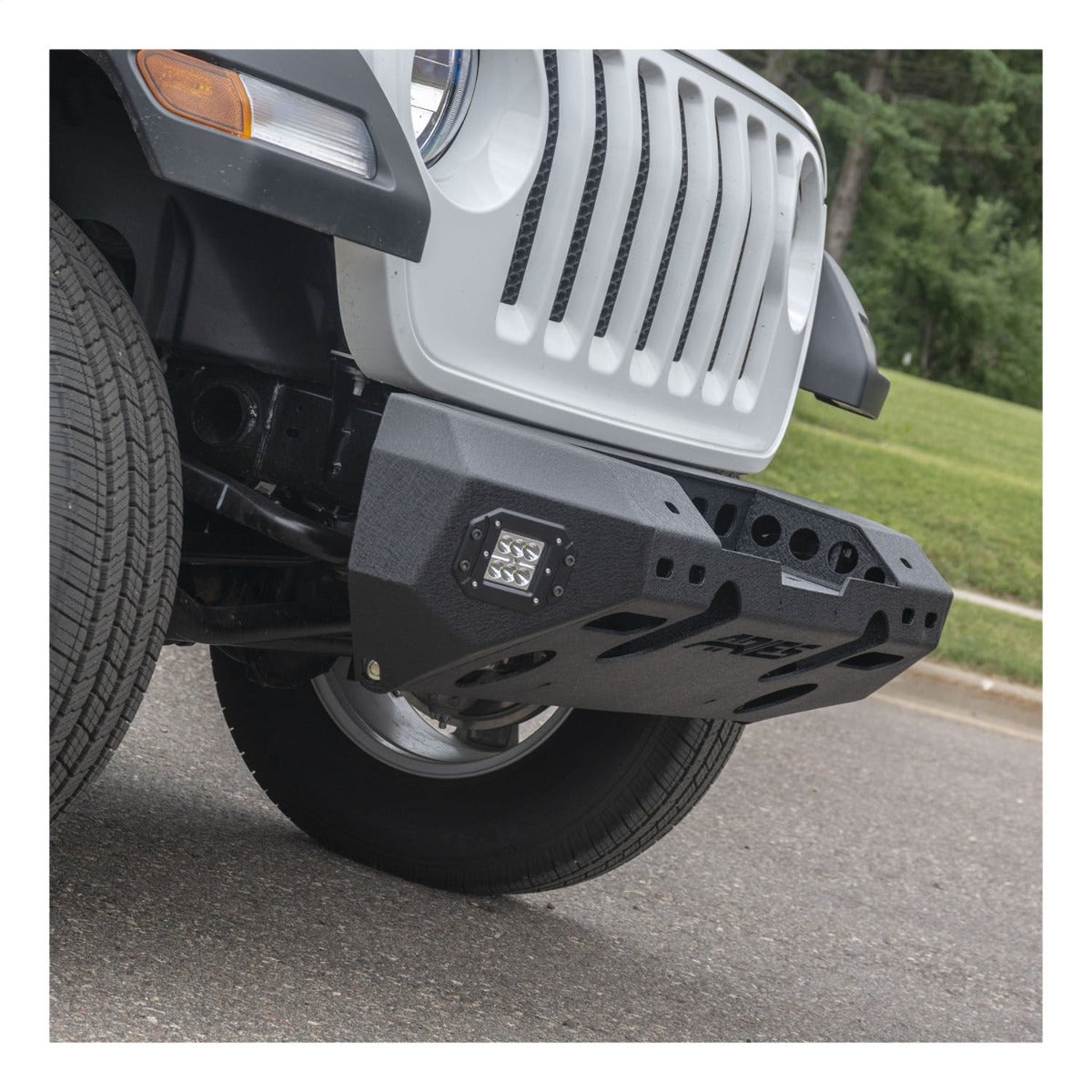 ARIES 2082071 TrailChaser Jeep Wrangler JL, Gladiator Steel Front Bumper (Option 5)