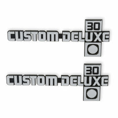 BROTHERS C/K Fender Badge Pair - Custom Deluxe 30 pn 04-552