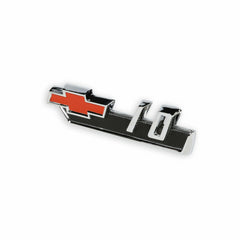 BROTHERS C/K Fender Badge Pair - Chevy 10 pn 04-565