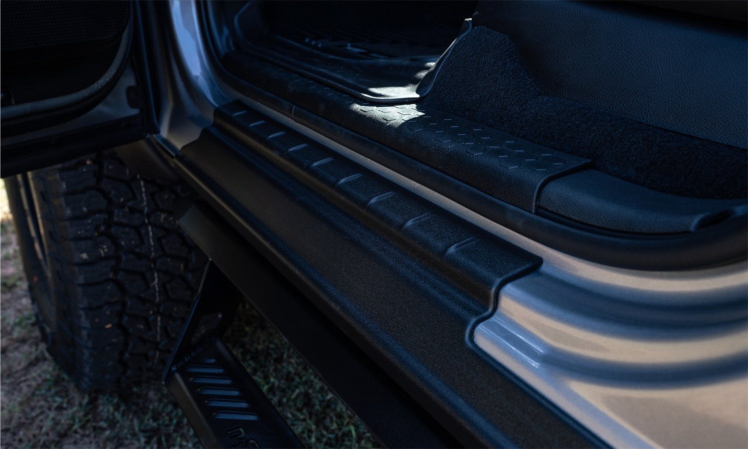 Bushwacker 14097 Truck Trail Armor Rocker Panel