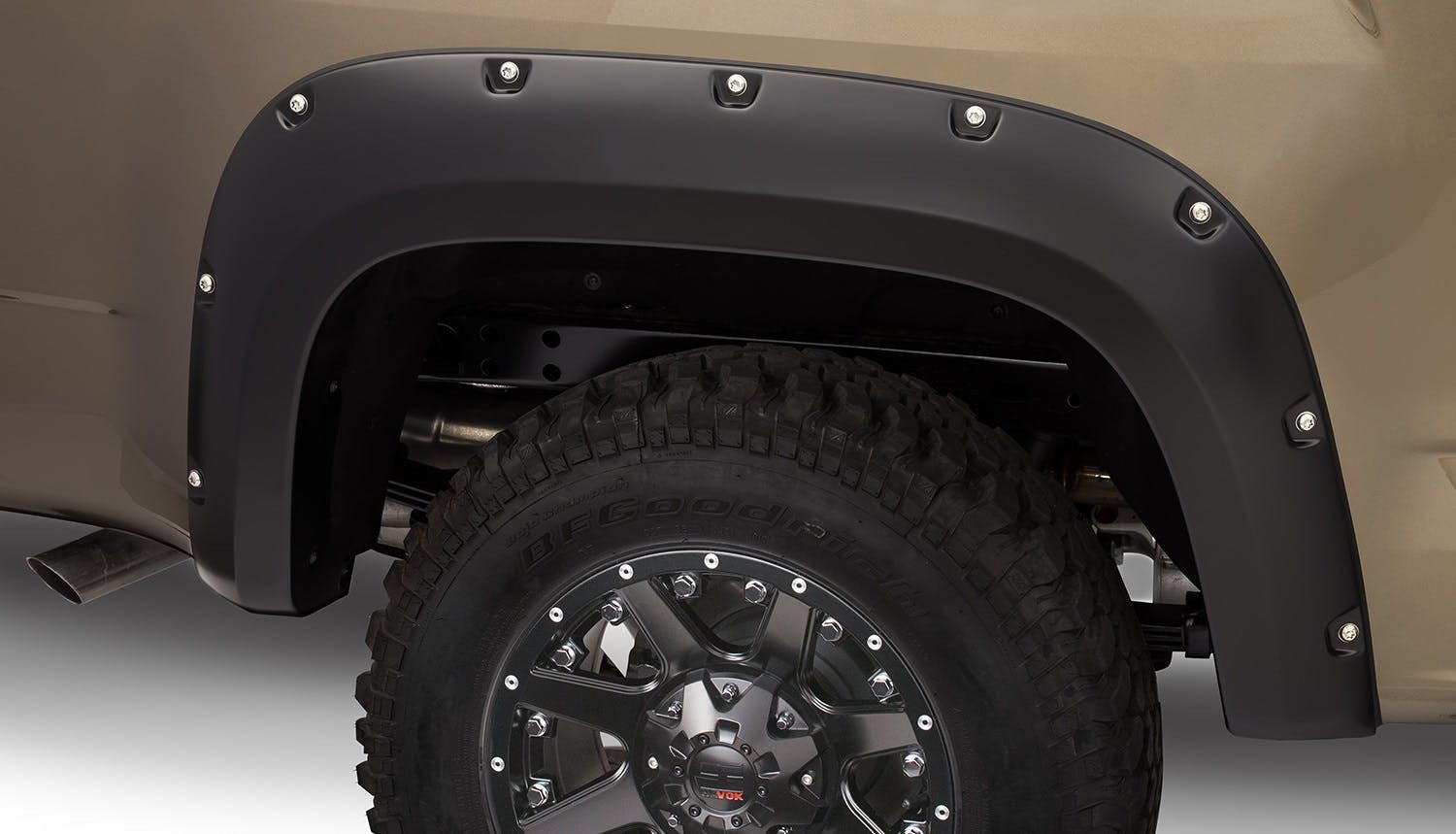 Bushwacker 40971-02 Pocket Style Fender Flares, 4pc