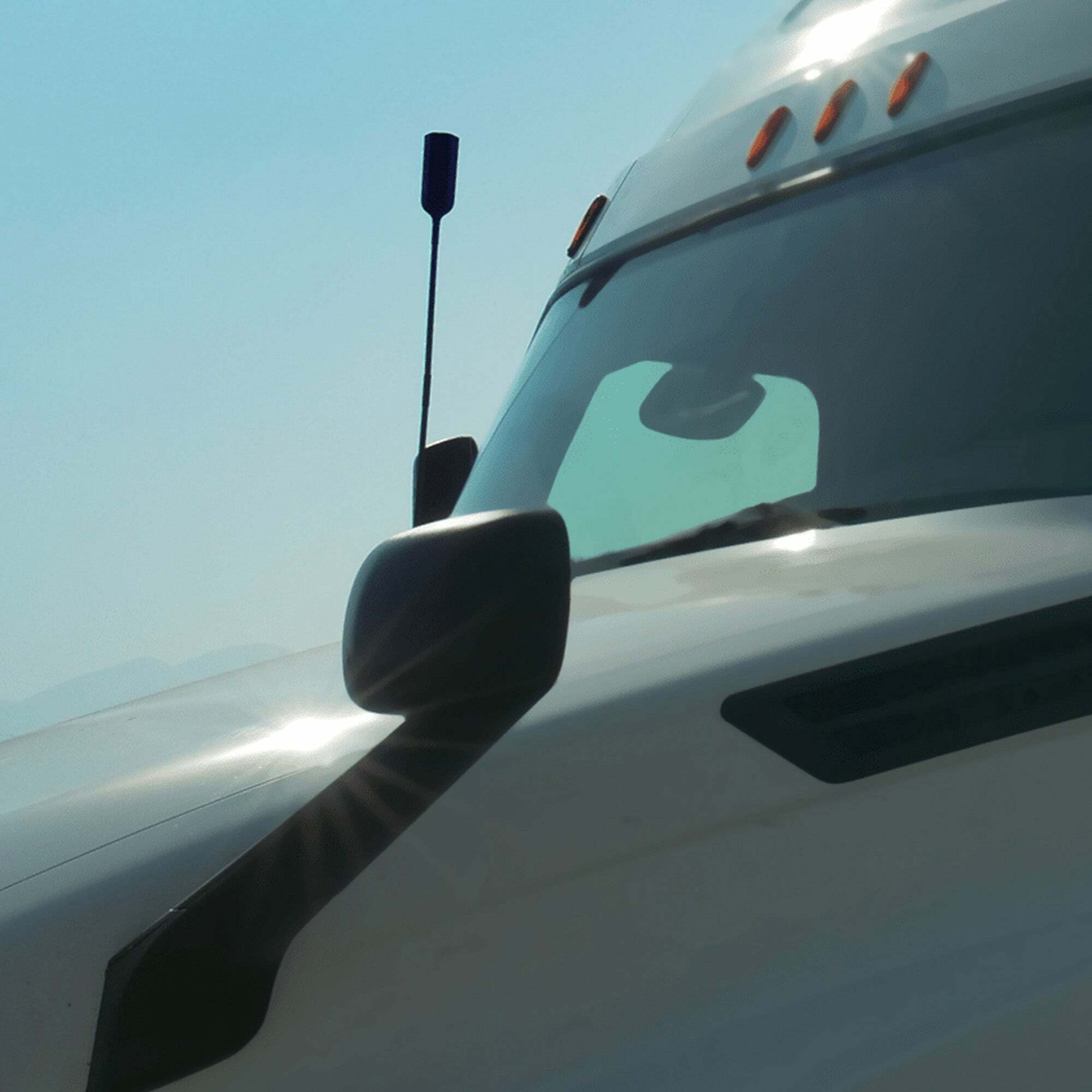 WeBoost Drive Reach OTR In-Vehicle Signal Booster Kit