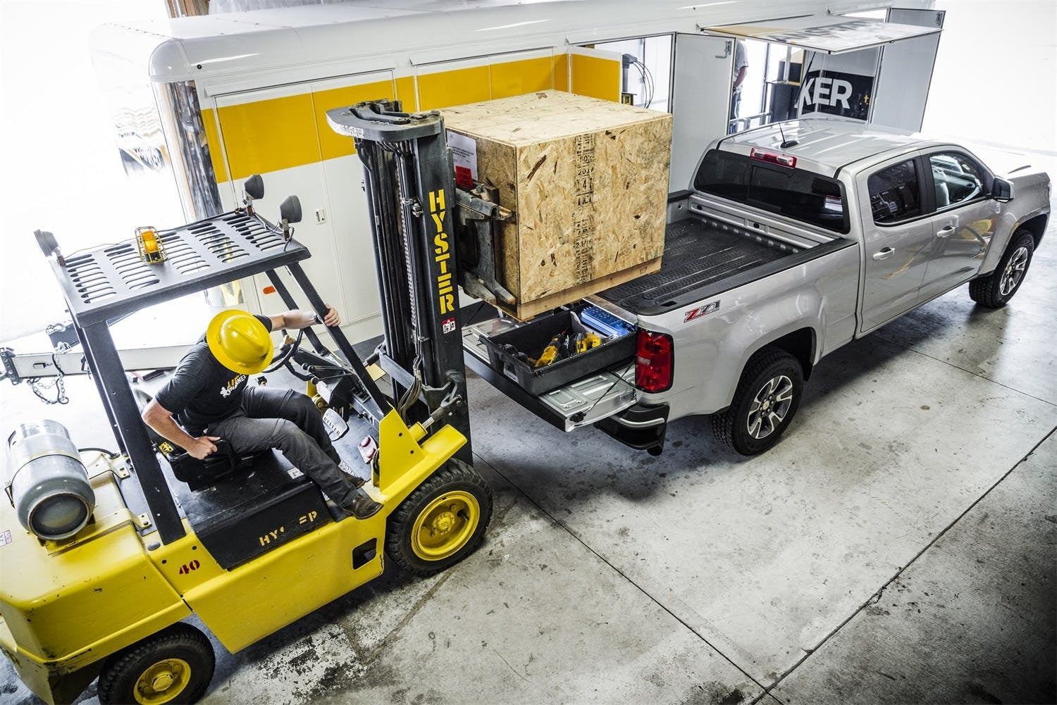 DECKED MT6 68.01 Two Drawer Storage System for A Mid-Size Pick Up Truck