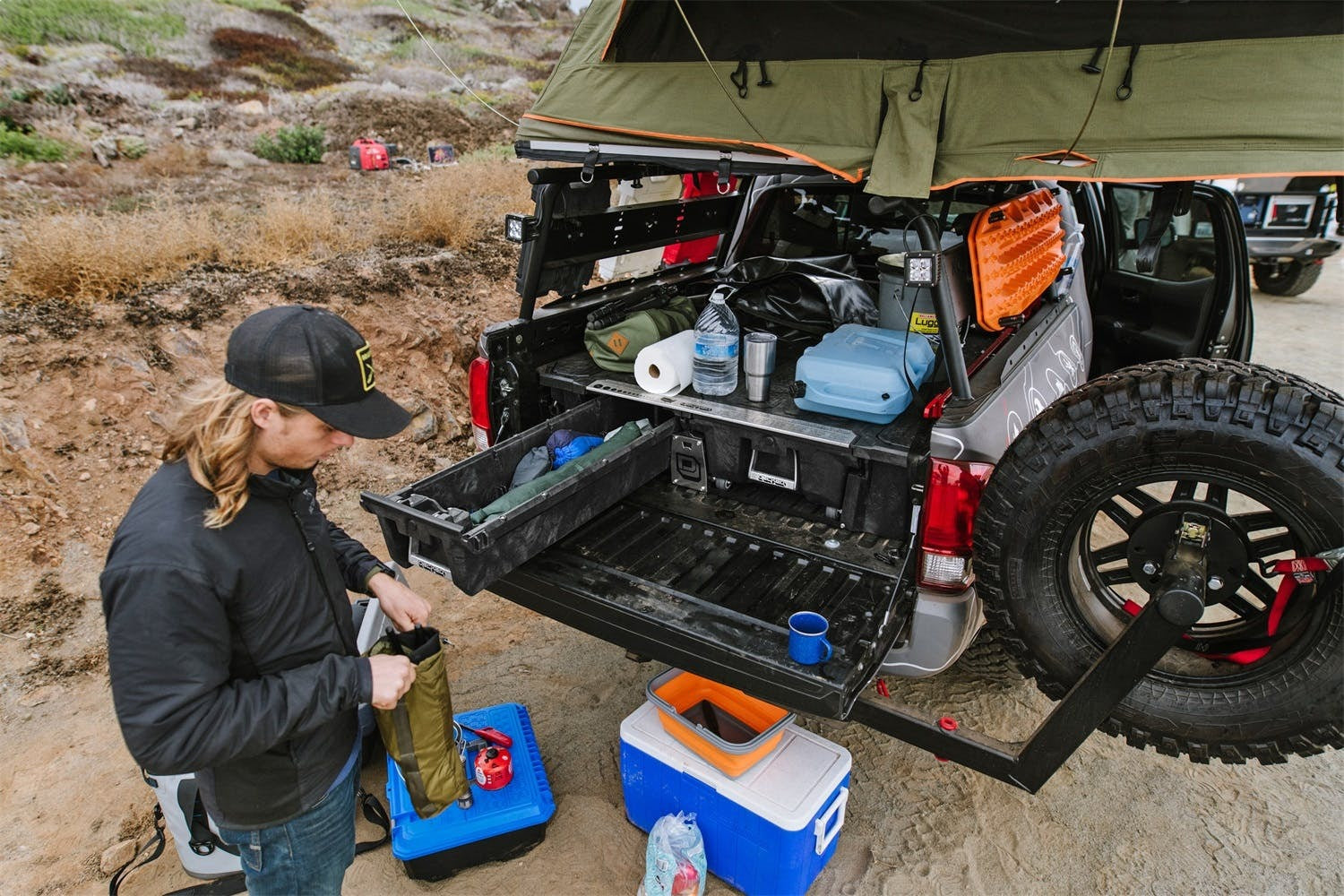 DECKED MT6 68.01 Two Drawer Storage System for A Mid-Size Pick Up Truck