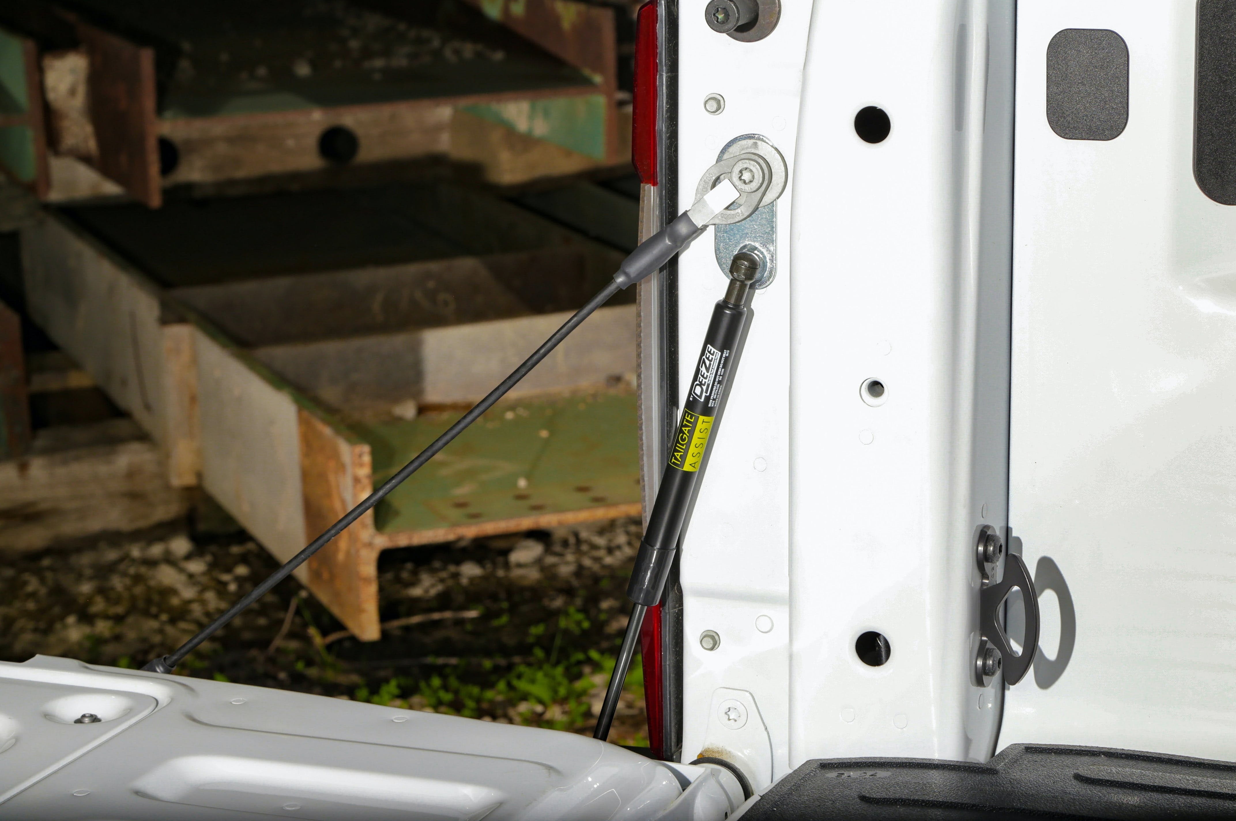 Dee Zee DZ43205 Tailgate Assist Shock