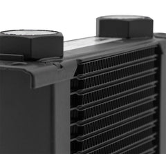 Earl's Performance Plumbing 234ERL 34 ROW ULTRAPRO COOLER NARROW BLACK