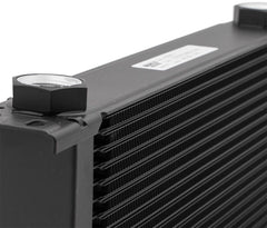 Earl's Performance Plumbing 834-16ERL 34 ROW -16 AN COOLER ULTRAPRO X-WIDE BLK