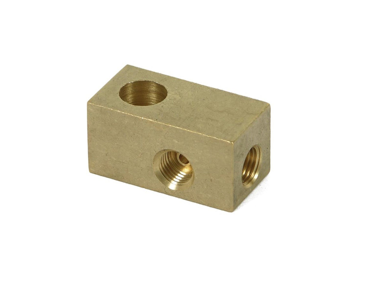 Earl's Performance Plumbing 972052ERL T Brake Adapter