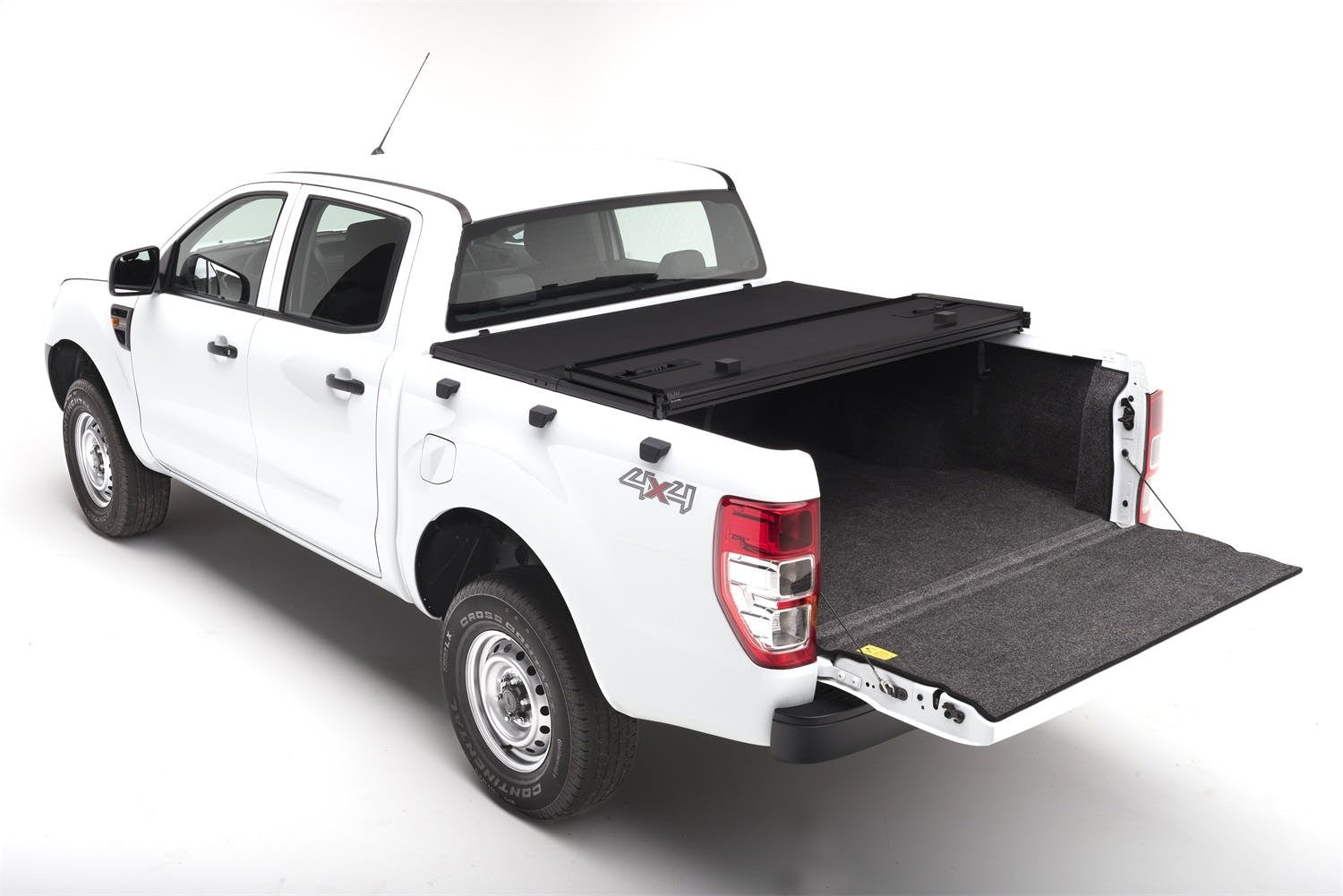 Extang 83890 Solid Fold 2.0 Tonneau Cover