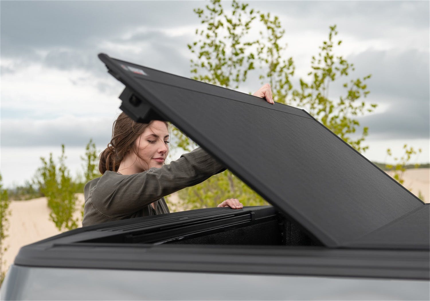 Extang 85410 Xceed Hard Fold Tonneau Cover