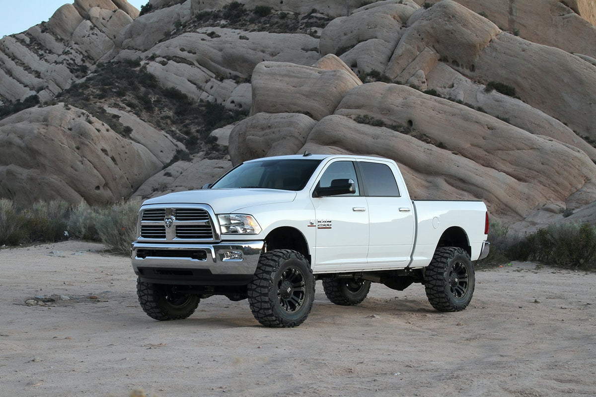 Fabtech K3066M 5in. BASIC KIT W/STEALTH 2014-16 RAM 2500 4WD