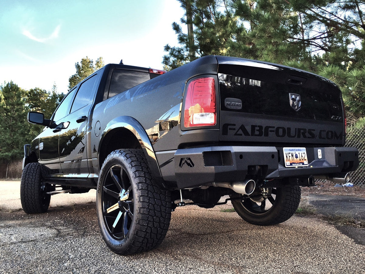 Fab Fours Heavy Duty Rear Bumper, Sensor Compatible, 2-Stage Black Powder Coat DR09-W2952-1