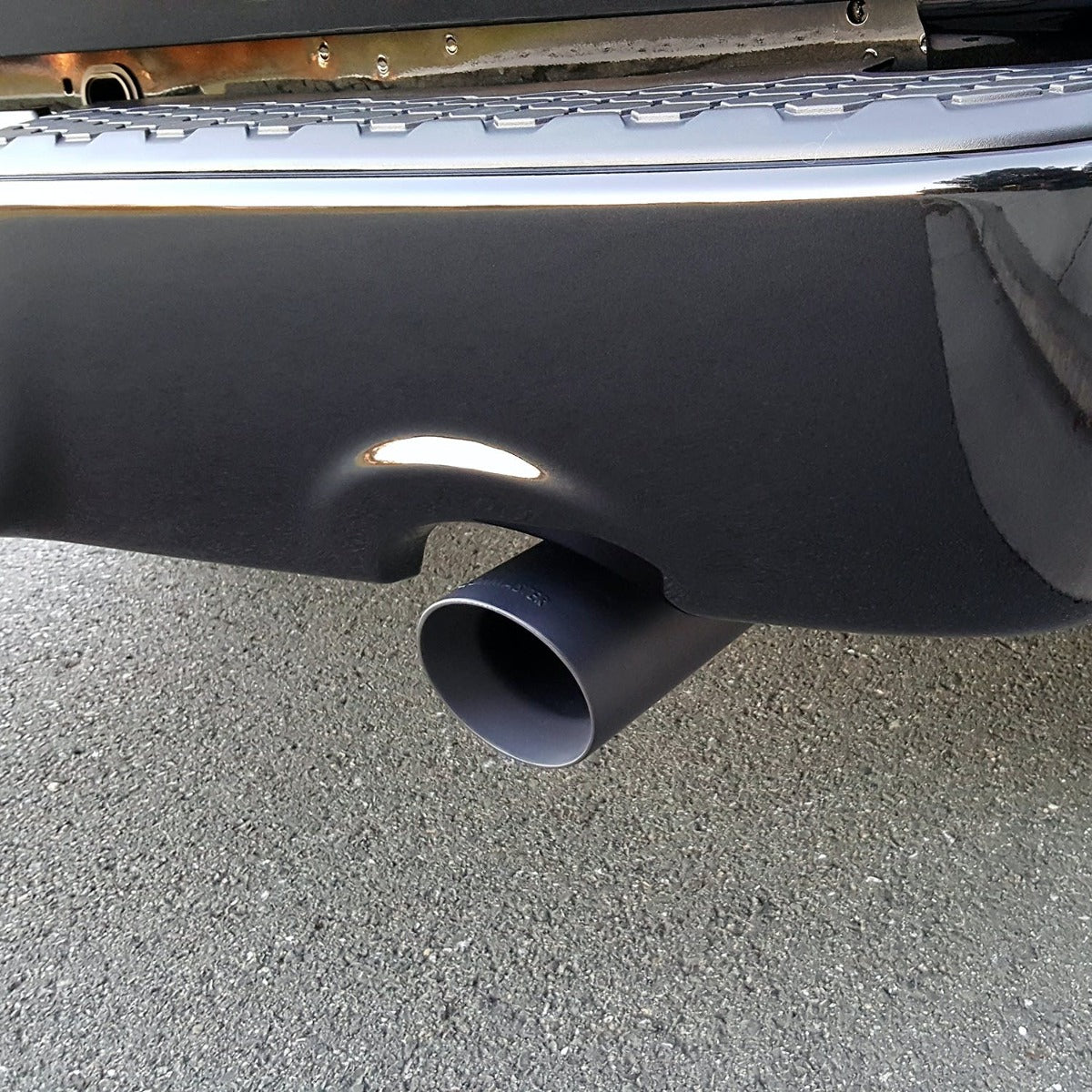 Flowmaster 15356B 09-18 RAM TRUCK TIP, CLAMP ON, BLACK, PA