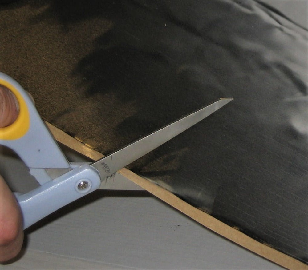 Hushmat 10801 Super Bulk Kit has 9 silver sheets of 18x32 in Ultra. Total 36 sqft.