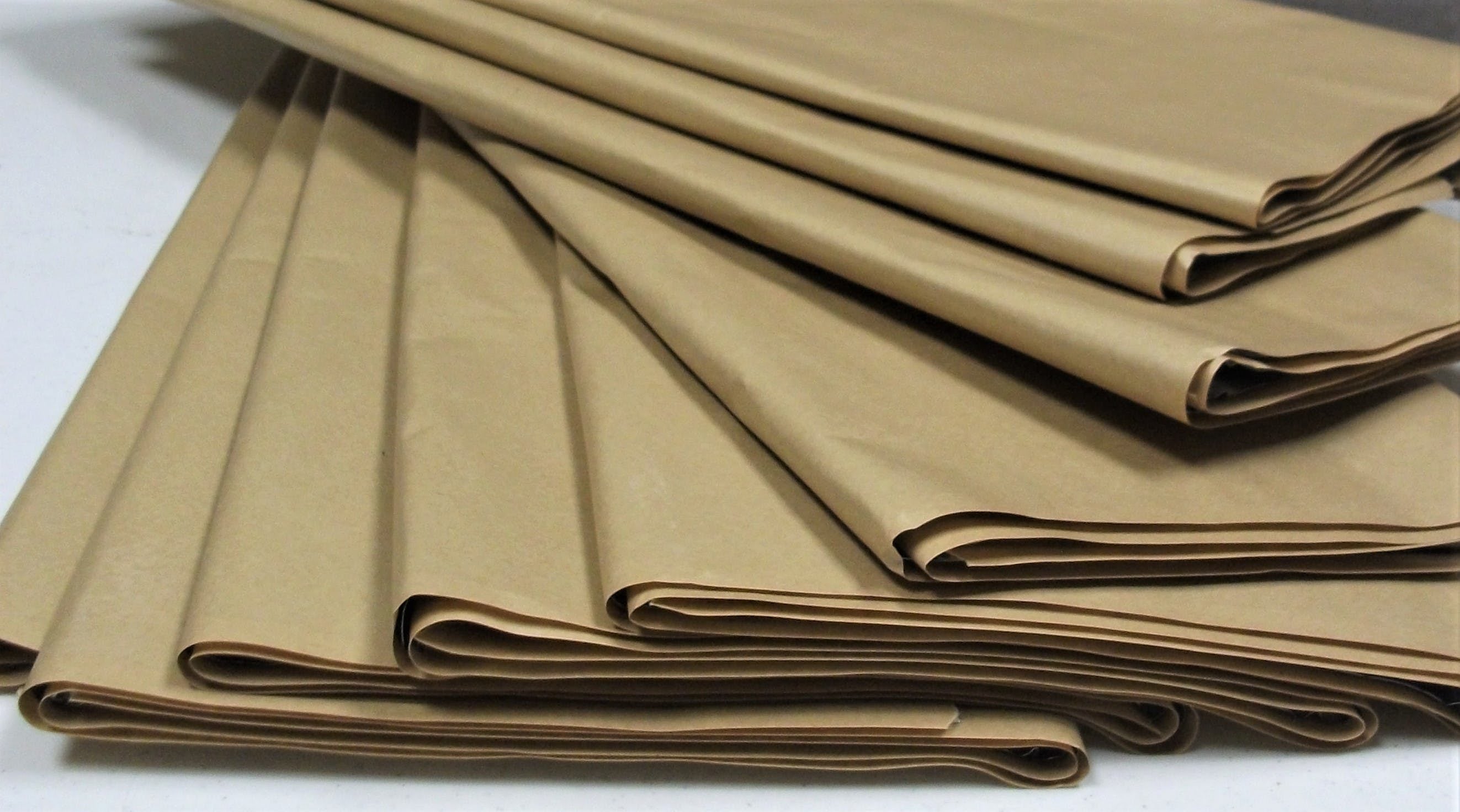 Hushmat 10900 MEGA Bulk Kit includes 9 silver sheets of 24x48 in Ultra. Total 72 sqft.