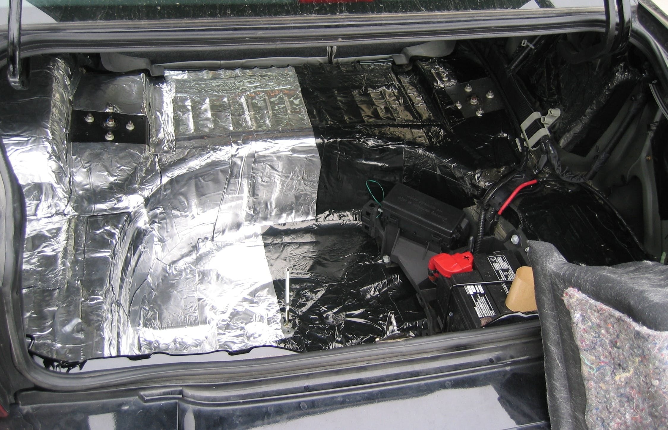 Hushmat 581304 Trunk Custom Insulation Kit