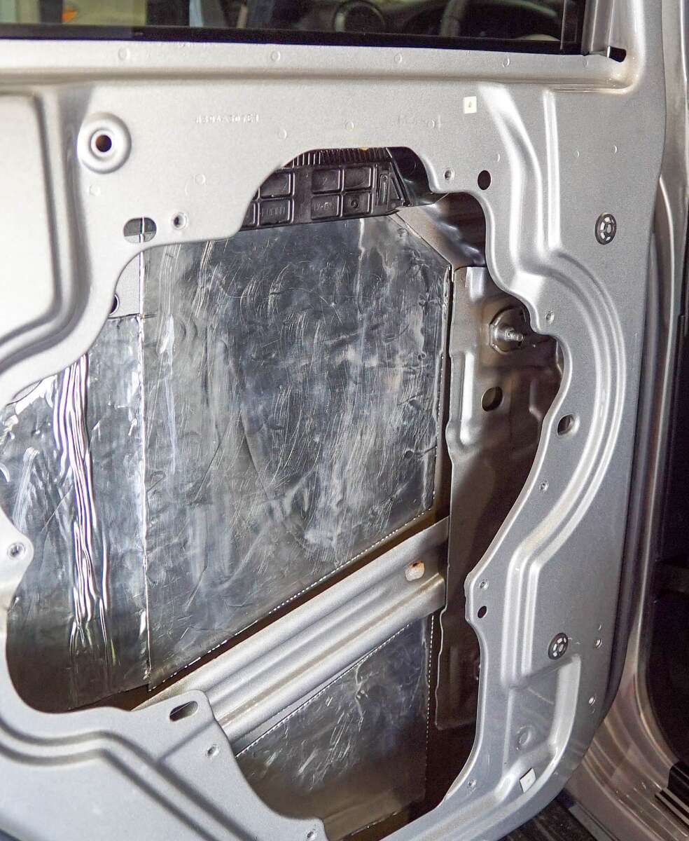 HushMat Custom-Fit Rear Door Sound Deadening and Thermal Insulation Kit, XLT 596206