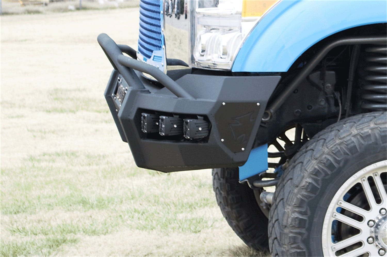 Iron Cross Automotive 62-615-19 Front Hardline Bumper w/ Bar