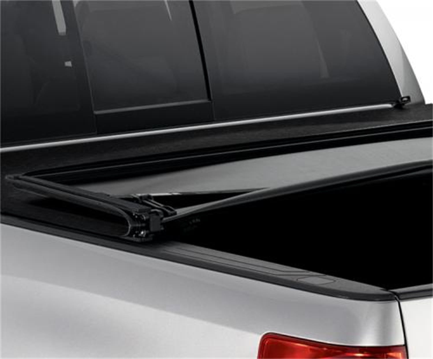 LUND 95807 Genesis Elite Tri-Fold Tonneau Cover, Black GENESIS ELITE TRI-FOLD TONNEAU COVER