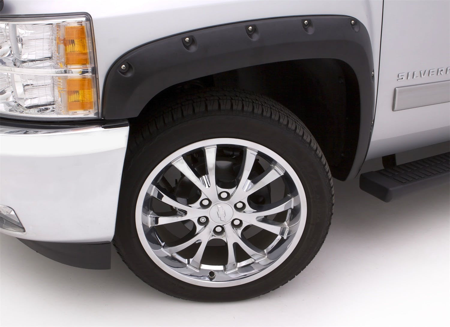 LUND RX105S RX-Style Fender Flares 4pc Smooth RX-RIVET STYLE 4PC SMOOTH