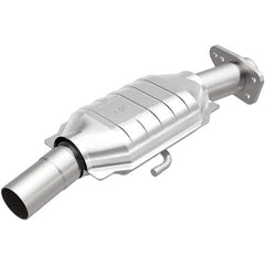 MagnaFlow Exhaust Products 3322418 Direct-Fit Catalytic Converter
