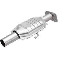 MagnaFlow Exhaust Products 3322456 Direct-Fit Catalytic Converter