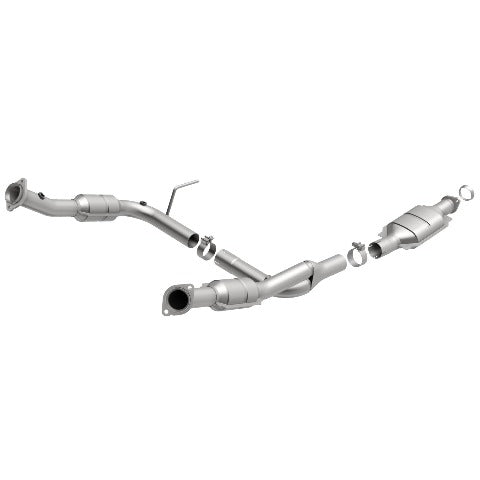 MagnaFlow Exhaust Products 447243 DF Converter