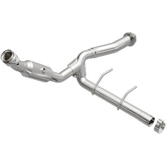 MagnaFlow Exhaust Products 5551139 Direct-Fit Catalytic Converter