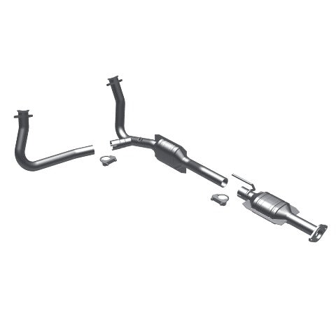 MagnaFlow Exhaust Products 93326 DF Converter