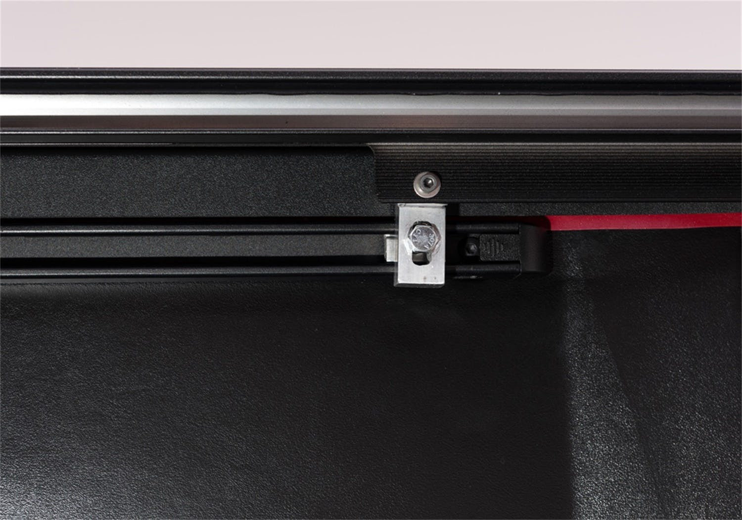 Retrax 60852 RetraxONE MX Retractable Truck Bed Cover