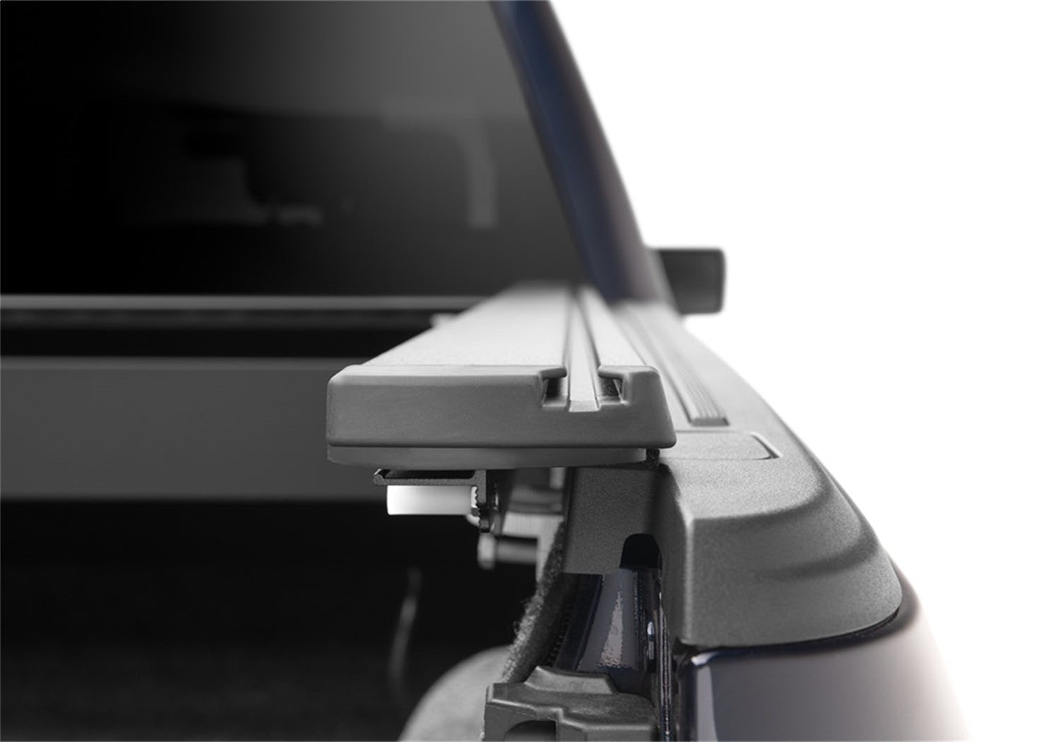 Retrax T-80337 RetraxPRO XR Retractable Truck Bed Cover
