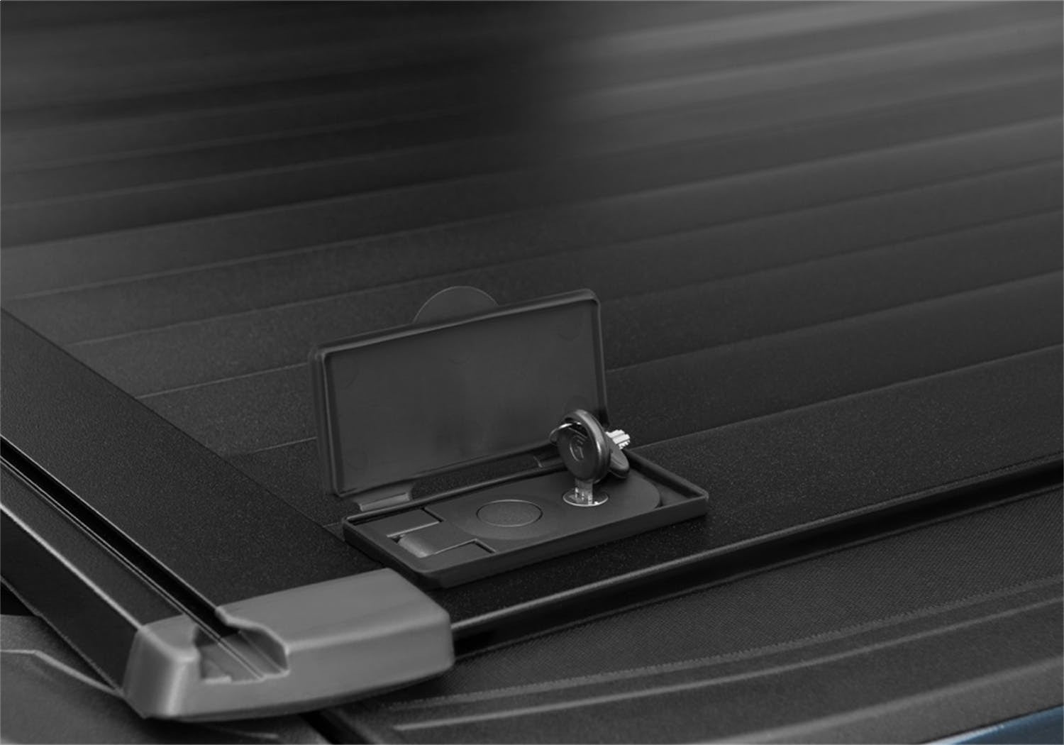 Retrax T-80484 RetraxPRO XR Retractable Truck Bed Cover