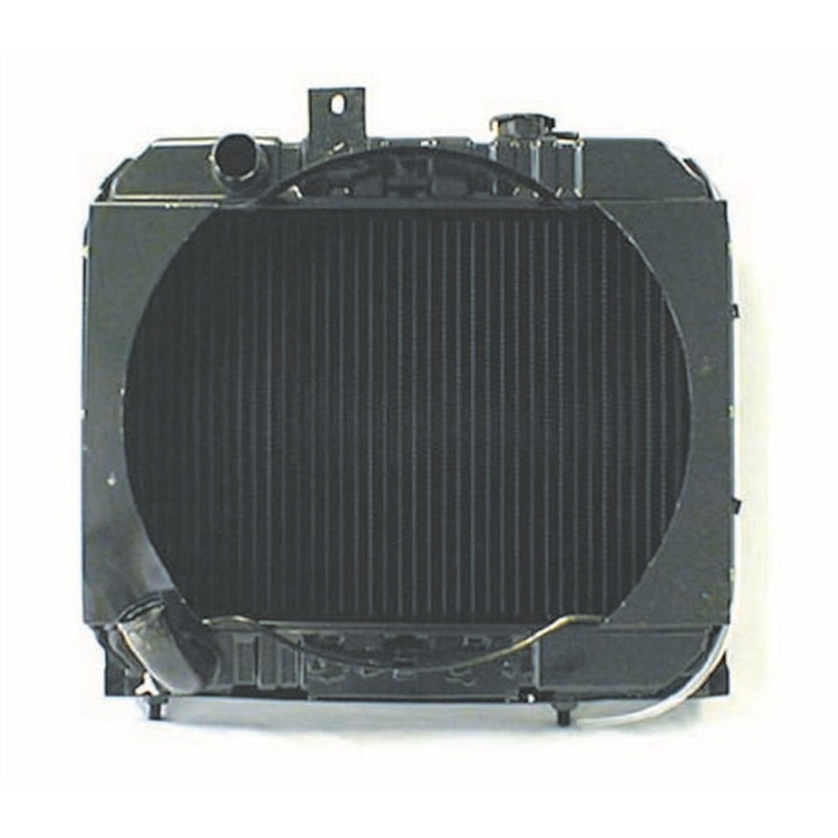 Omix-ADA 17101.01 Radiator 3 Core with Fan Shroud