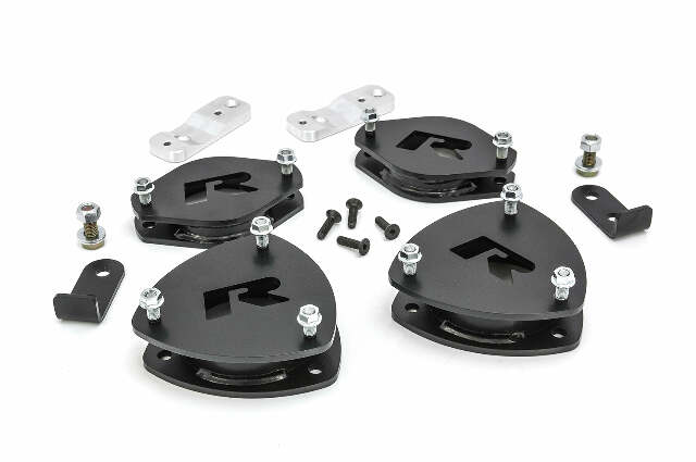 ReadyLift 69-9520 69-9420 2.0'' SST Lift Kit 2.0'' Front, 1.5'' Rear