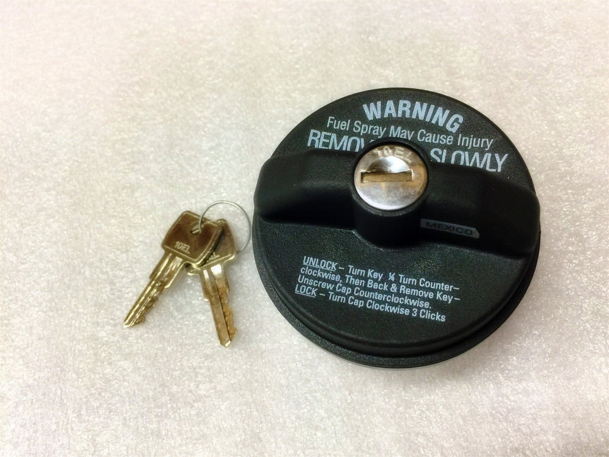 TITAN Fuel Tanks 9901750 Locking Fuel Cap