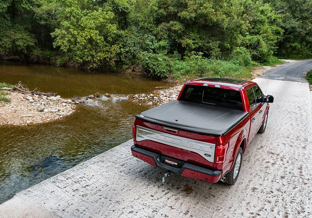 UnderCover UC2156 SE Tonneau Cover, Black Textured
