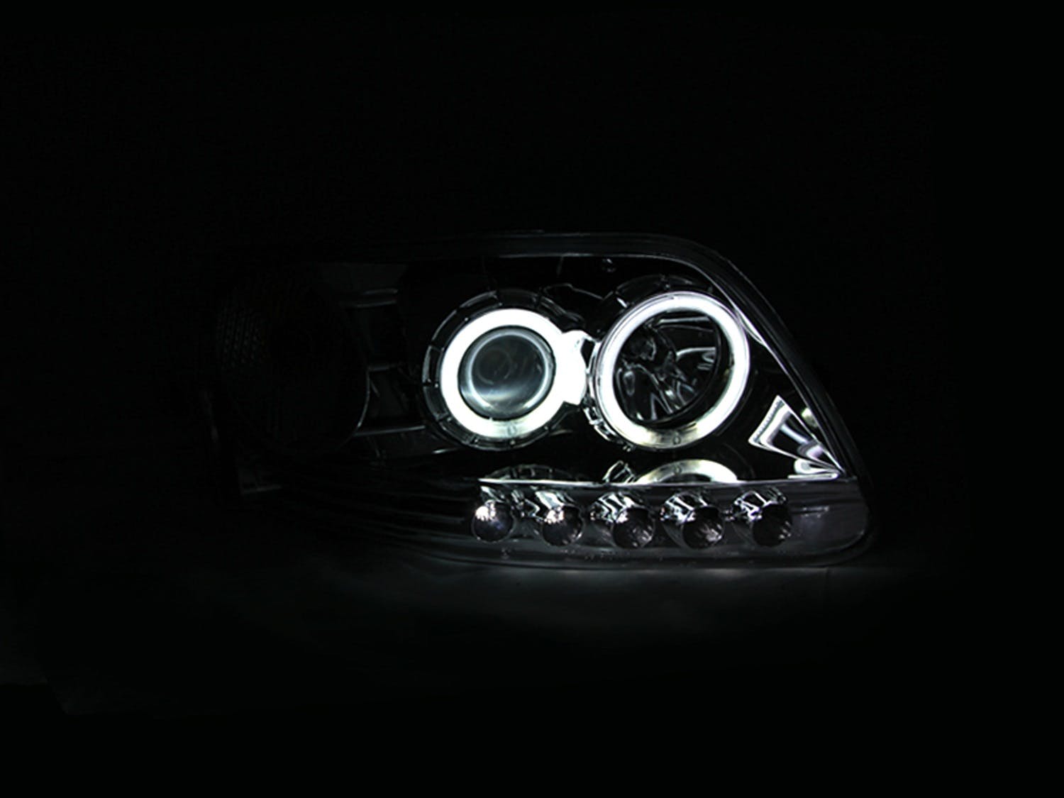 AnzoUSA 111054 Projector Headlights with Halo Chrome 1pc