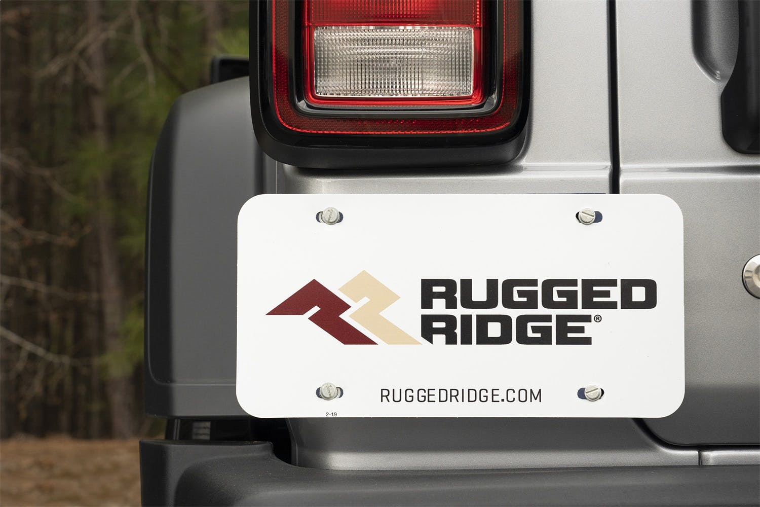 Rugged Ridge 11238.08 Magnetic License Plate Holder