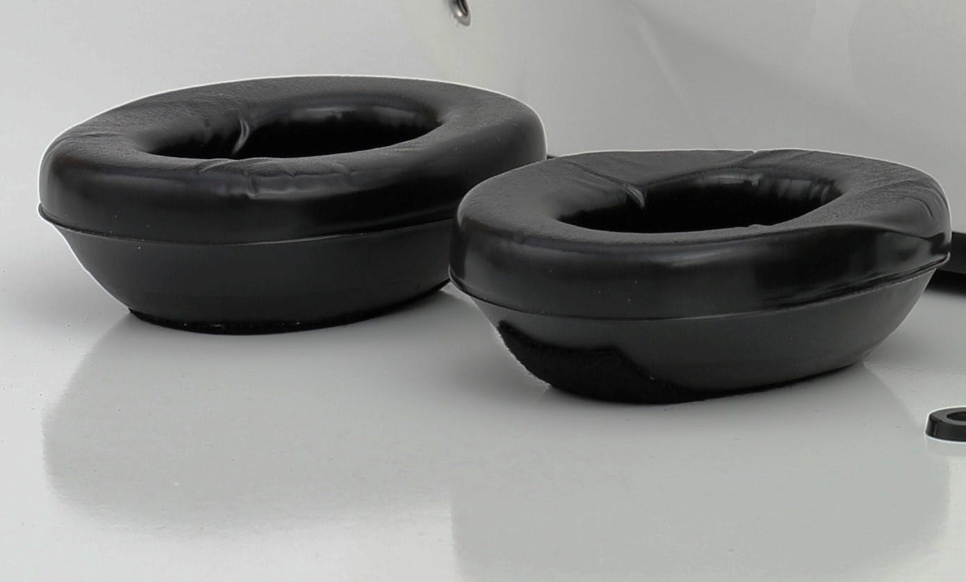 RaceQuip 205989 VESTA Series Optional Ear Cups (Pair, Black)